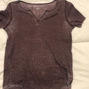 American Eagle t shirt